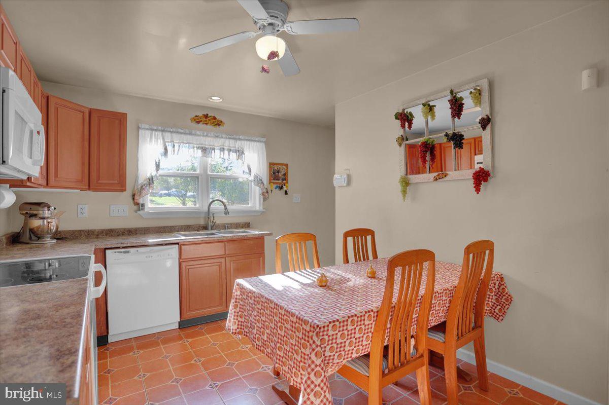 4150 Painted Sky Road Reading, PA 19606 - Photo 10 of 25 Gallery Image 10