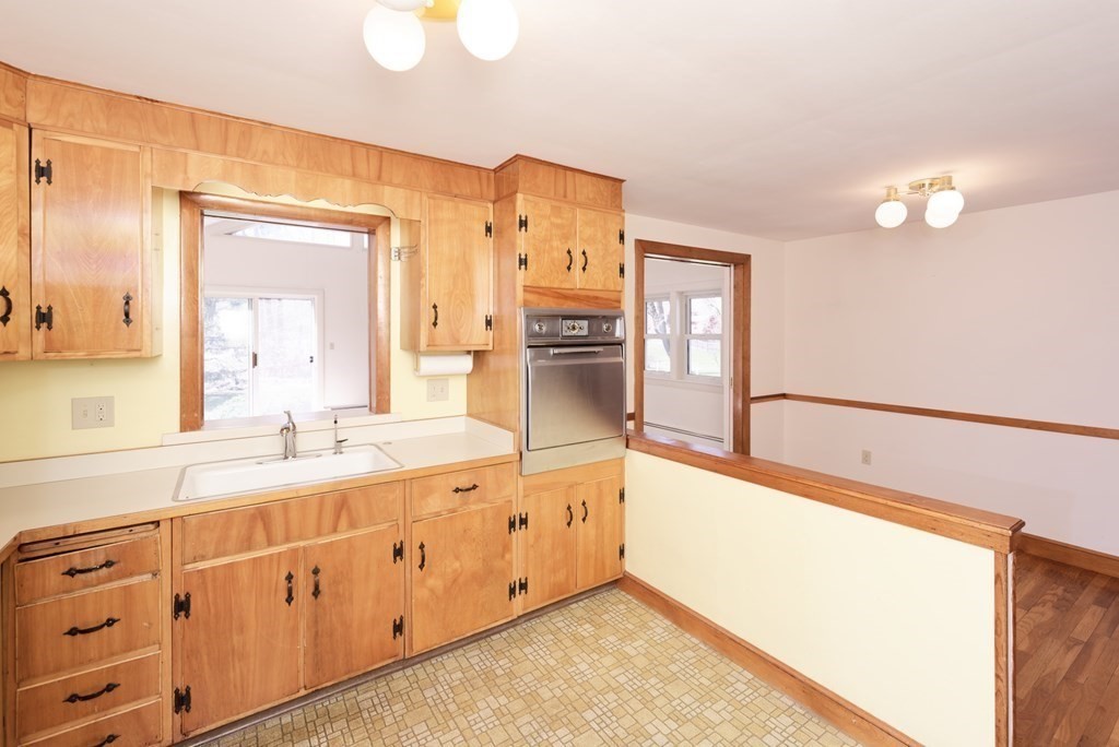 29 Shaw Farm Road Holliston, MA 01746 - Photo 14 of 37 Gallery Image 14