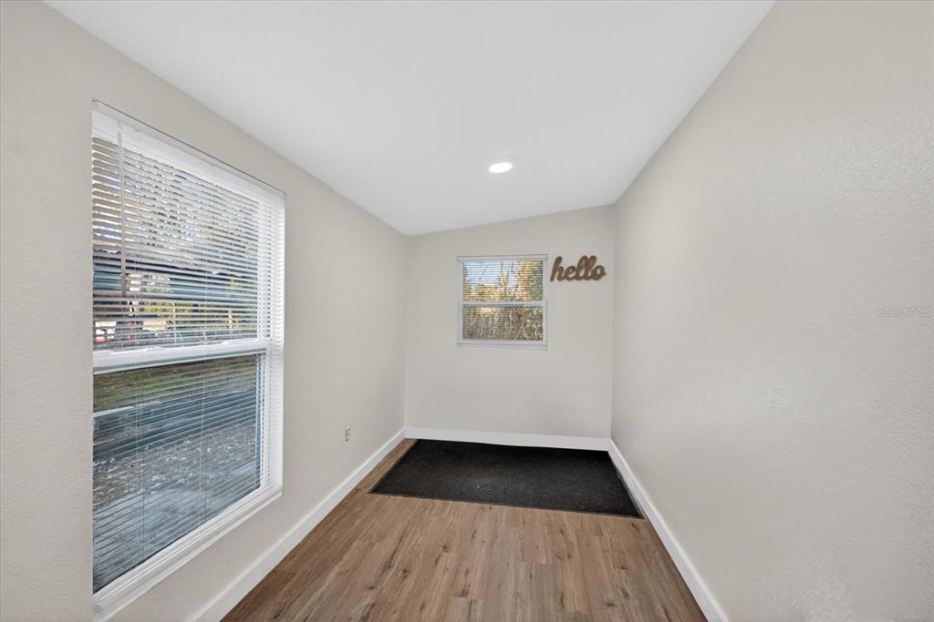 4233 Vinson Road Lakeland, FL 33810 - Photo 14 of 38 a view of hallway with a window