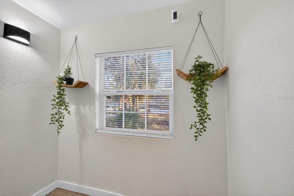 4233 Vinson Road Lakeland, FL 33810 - Photo 22 of 38 a picture of a room with a window