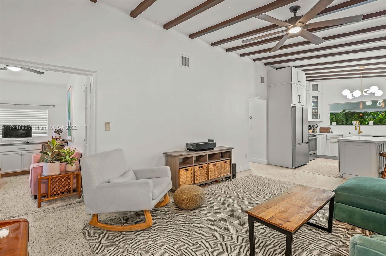 6730 Southwest 32nd Street Miami, FL 33155 - Photo 8 of 31 a living room with furniture