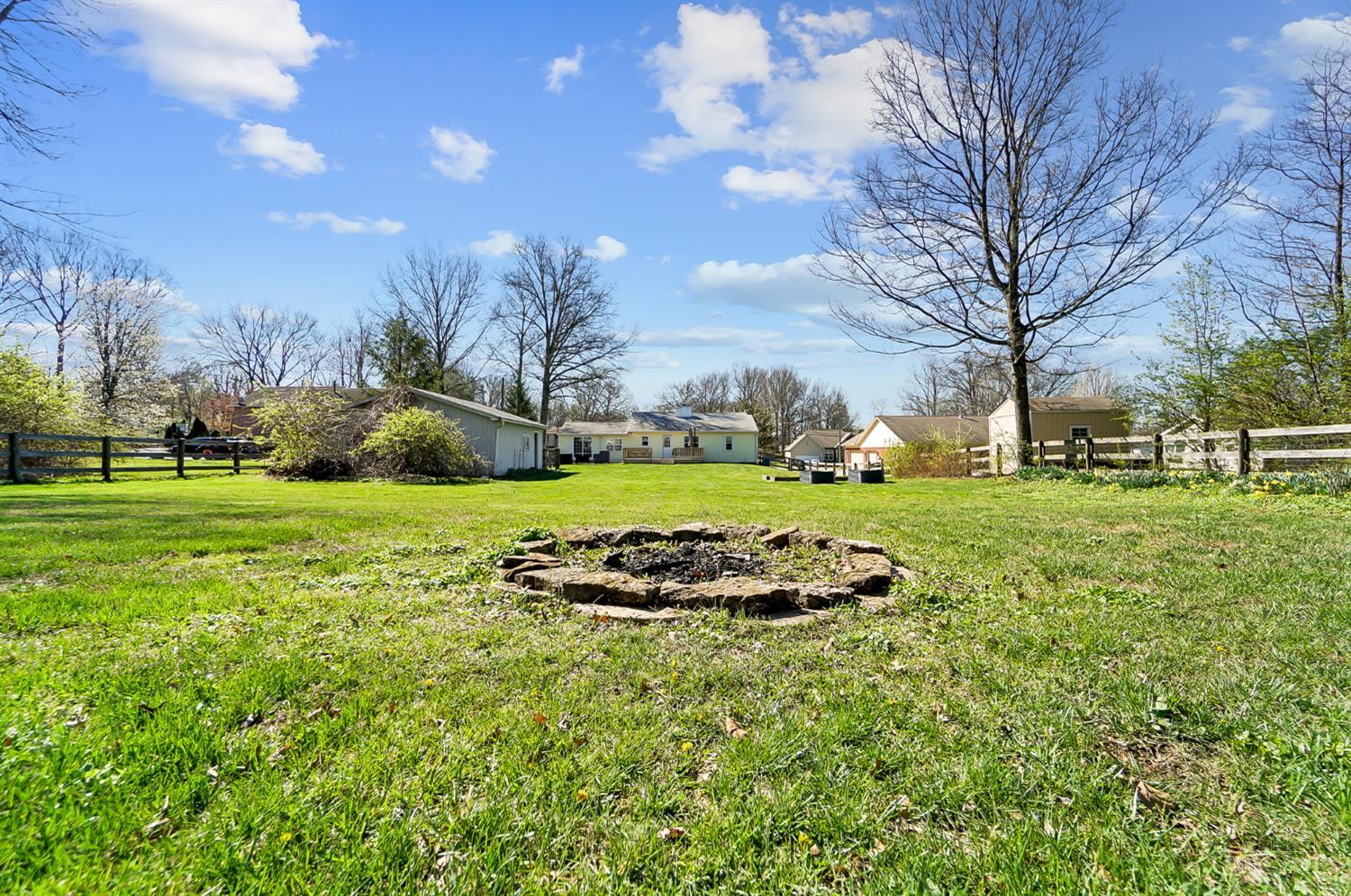 1014 Gaskins Road Cincinnati, OH 45245 - Photo 60 of 71