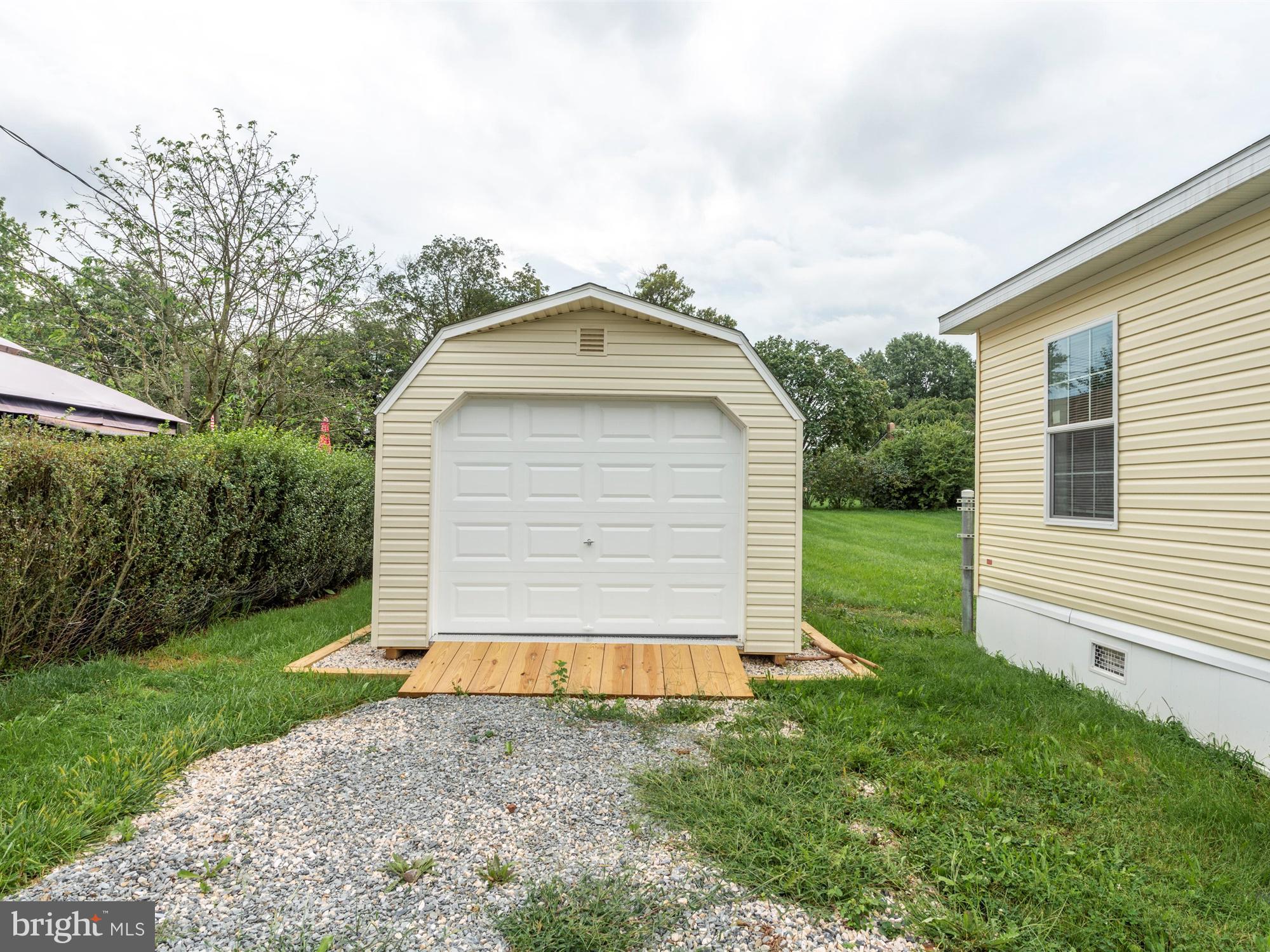 2488 Manor Road York, PA 17408 - Photo 19 of 22
