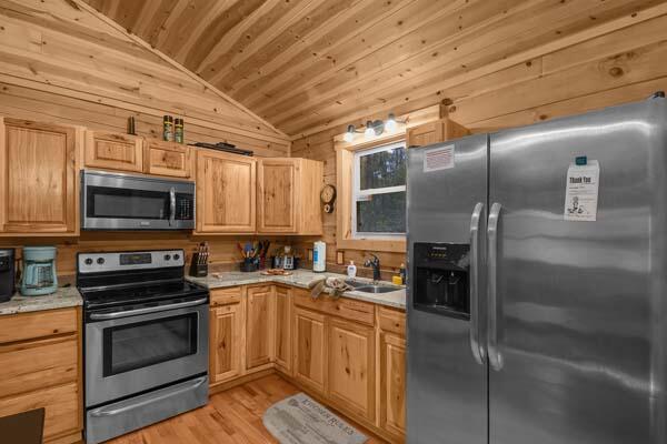 28745 Big Pine Road Logan, OH 43138 - Photo 17 of 33 2nd floor