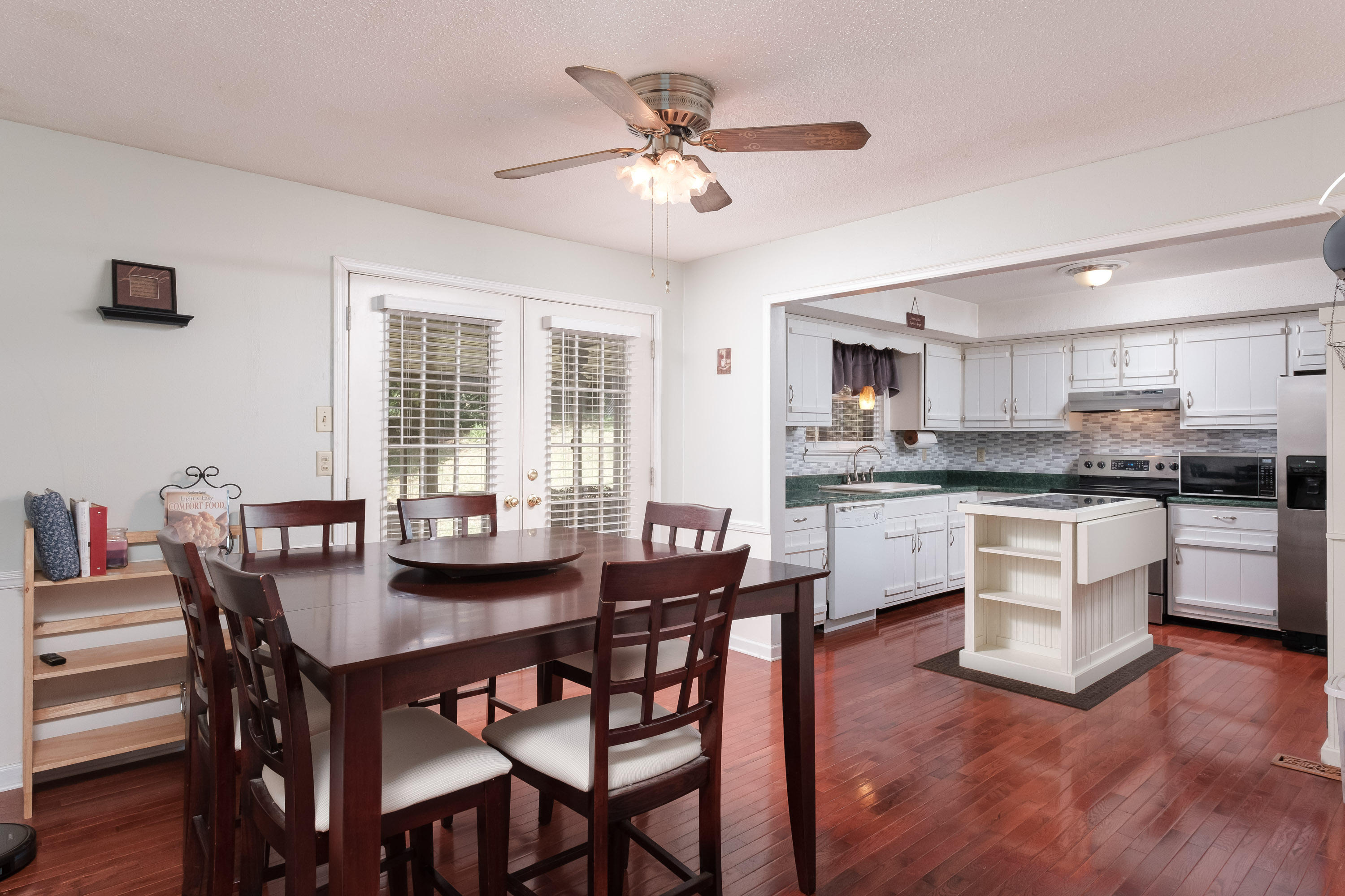 7419 South Dent Road Hixson, TN 37343 - Photo 5 of 27 7419_S_Dent_Rd_14