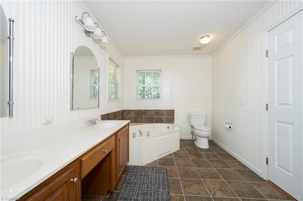 8714 Red Bank Road Germanton, NC 27019 - Photo 16 of 35 Gallery Image 16