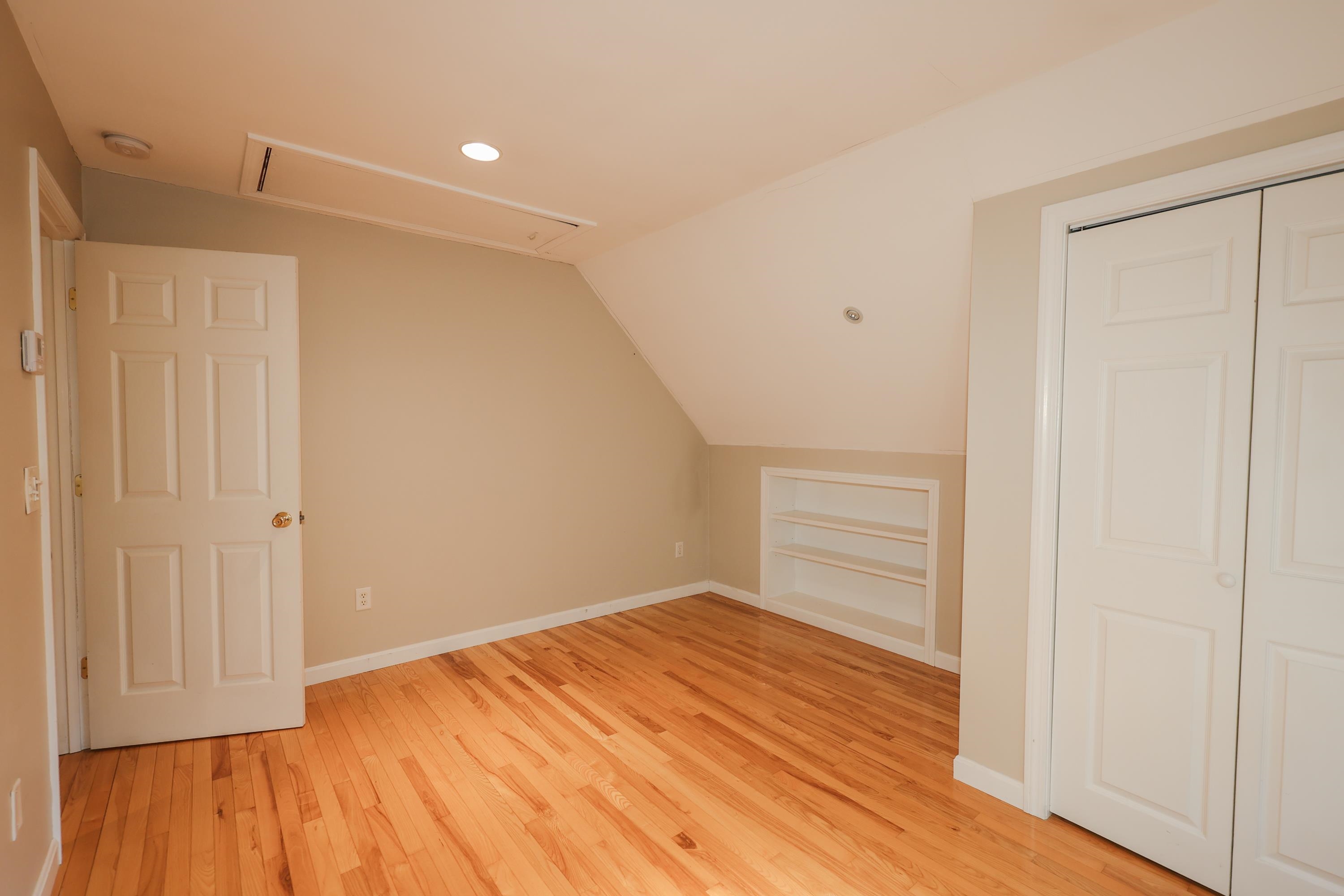 63 Olde Bridge Lane Epping, NH 03042 - Photo 11 of 38