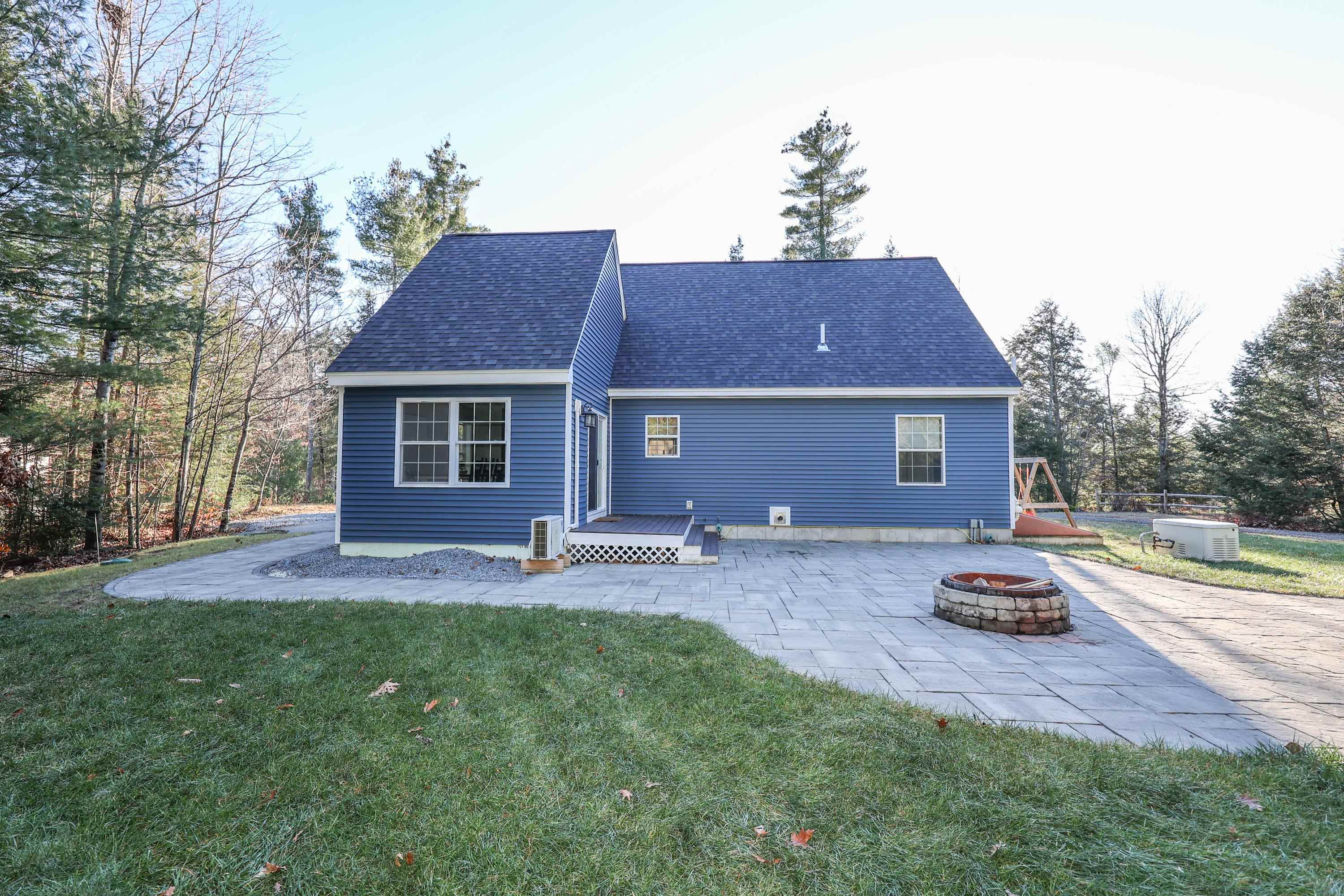 63 Olde Bridge Lane Epping, NH 03042 - Photo 2 of 38