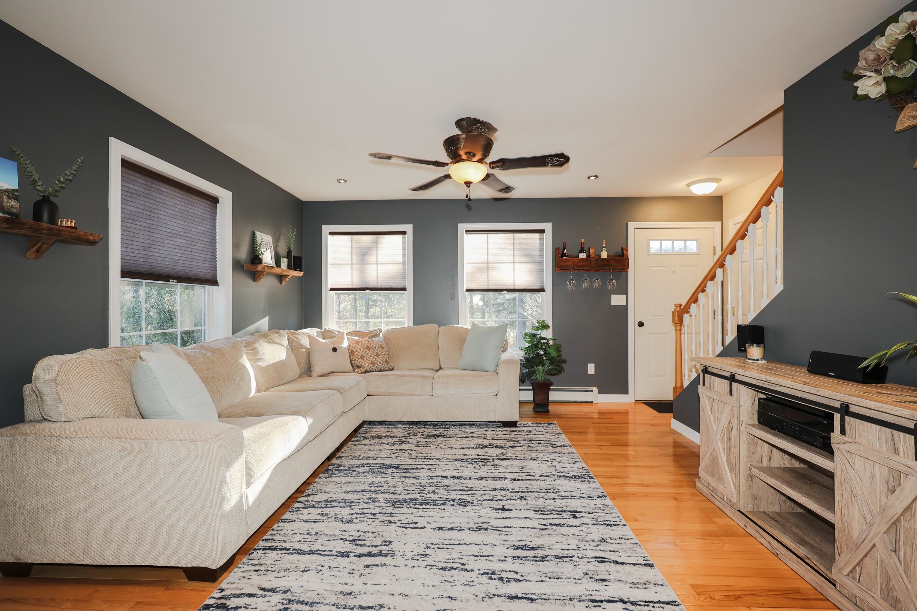 63 Olde Bridge Lane Epping, NH 03042 - Photo 7 of 38