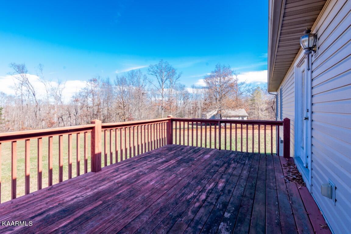 169 Robbins Road Crossville, TN 38572 - Photo 29 of 46 169 Robbins Rd-34 (Medium)