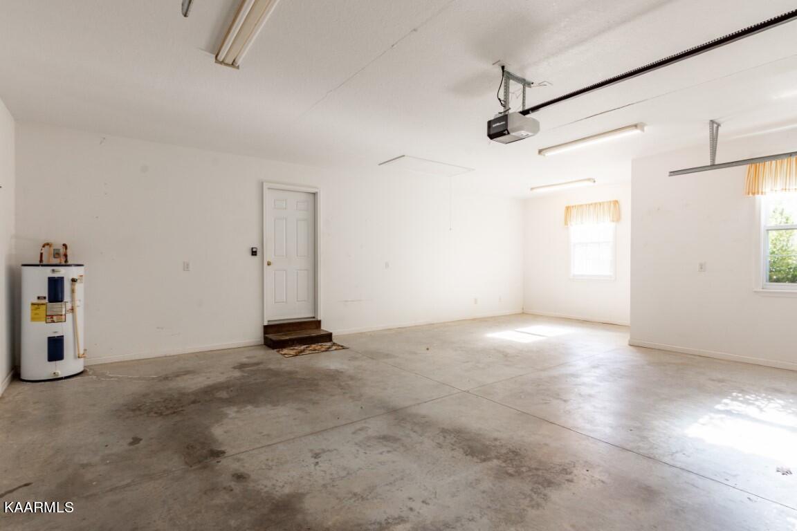 169 Robbins Road Crossville, TN 38572 - Photo 34 of 46 169 Robbins Rd-15 (Medium)