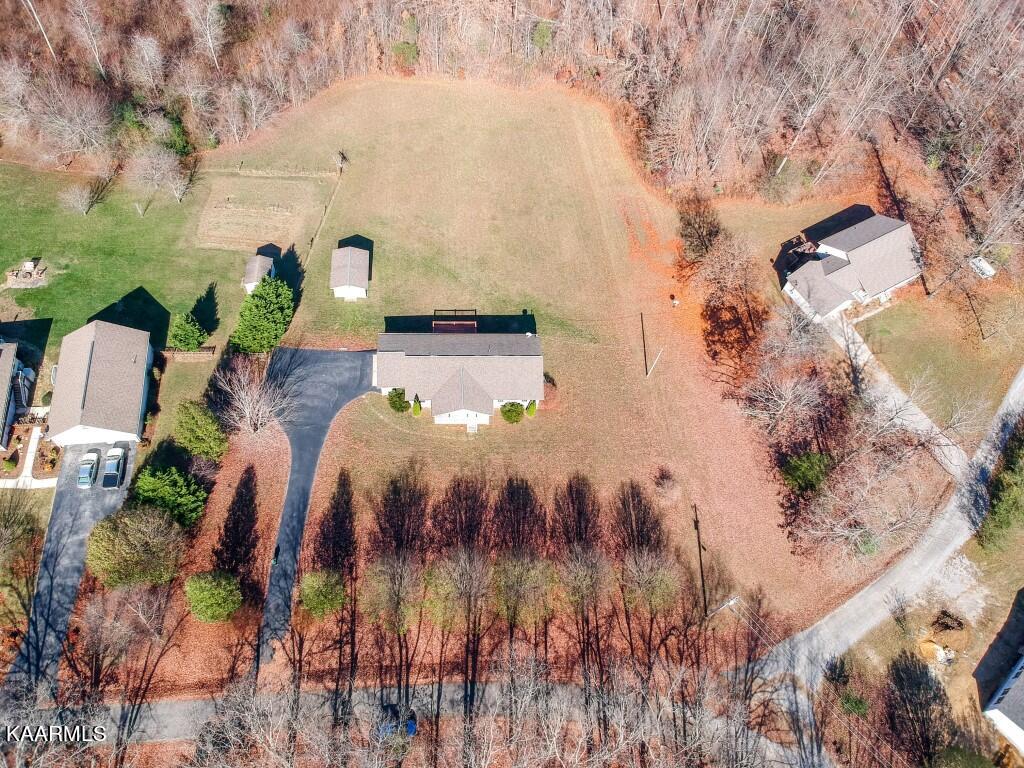 169 Robbins Road Crossville, TN 38572 - Photo 41 of 46 169 Robbins Rd-41 (Medium)