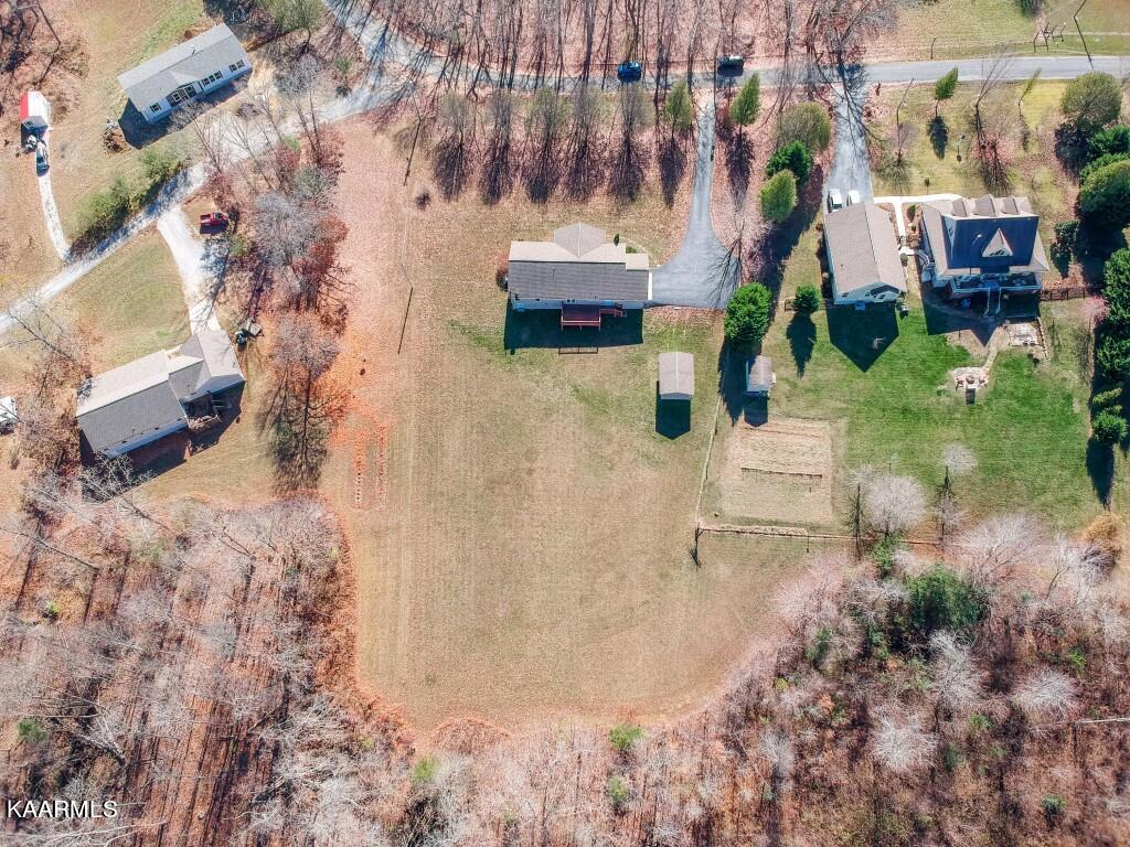 169 Robbins Road Crossville, TN 38572 - Photo 44 of 46 169 Robbins Rd-44 (Medium)