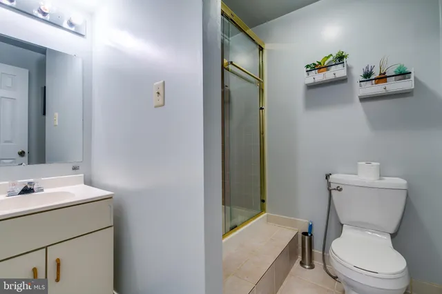 $1,750 | 12400 B Bennett Road, Oak Hill, VA 20171