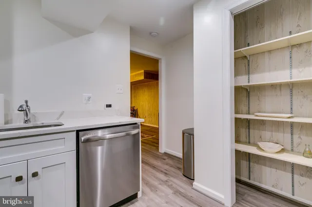 $1,750 | 12400 B Bennett Road, Oak Hill, VA 20171