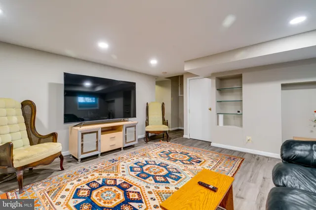 $1,750 | 12400 B Bennett Road, Oak Hill, VA 20171