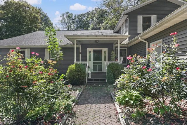 $539,900 | 3016 South Conservation Club Road, Morgantown, IN 46160