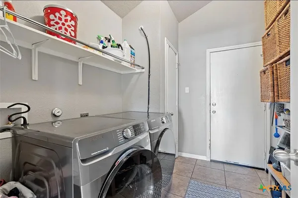 $342,000 | 1552 Twin Cove, Kyle, TX 78640