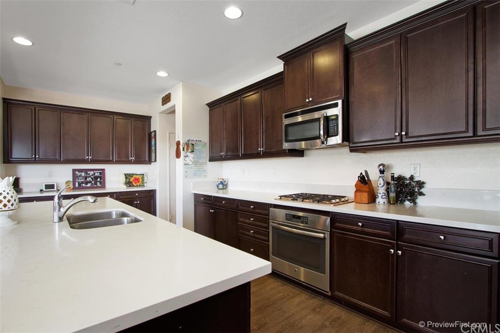 28492 Tupelo Road Menifee, CA 92584 - Photo 1 of 1 High End Appliances