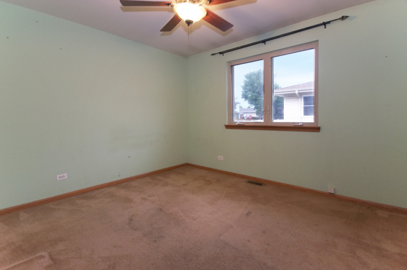 2019 Olde Mill Road Plainfield, IL 60586 - Photo 11 of 27