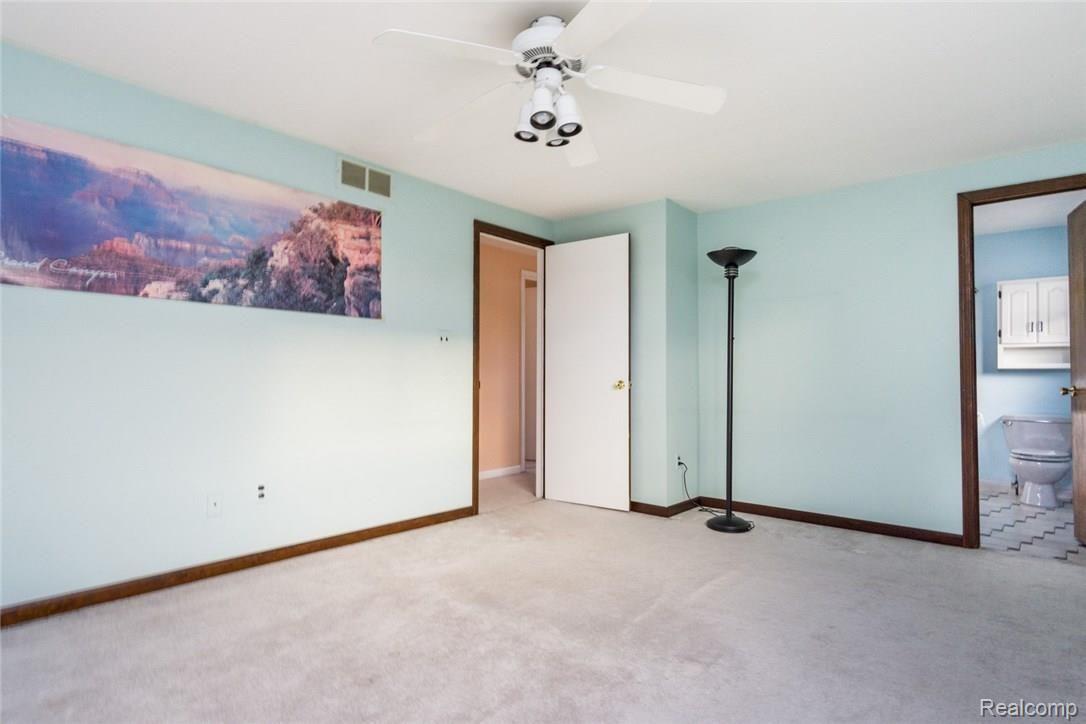 35812 Shell Drive Sterling Heights, MI 48310 - Photo 21 of 33 35812 Shell (21).jpg