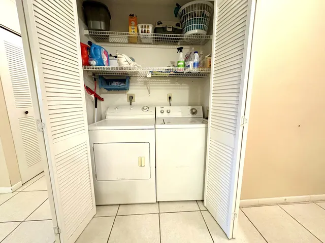 $2,000 | 9485 Boca Cove Circle, Unit 709, Boca Raton, FL 33428