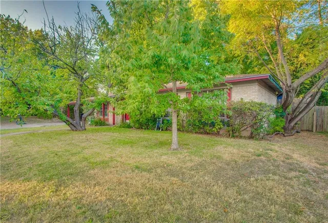 $1,495 | 1502 Braes Ridge Drive, Unit A, Austin, TX 78723