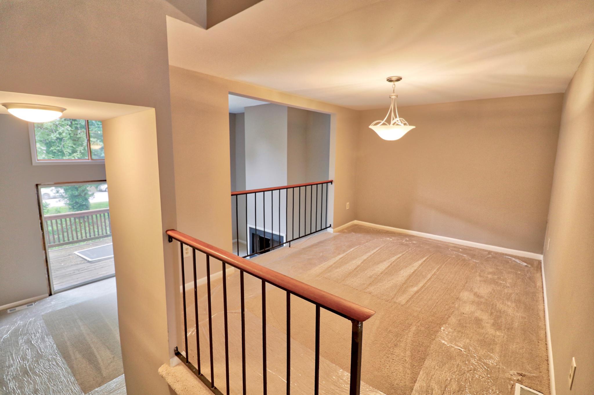 449 Colonial Ridge Lane Arnold, MD 21012 - Photo 5 of 16 Spacious dining room with natural light.