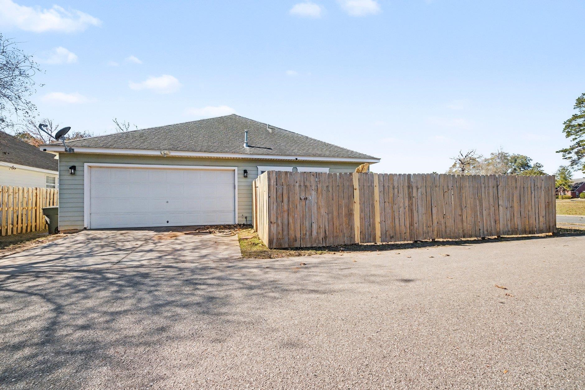 215 Waynard Way Tallahassee, FL 32317 - Photo 4 of 47