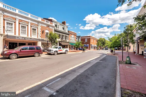 $549,900 | 1712 Washington Avenue, Fredericksburg, VA 22401