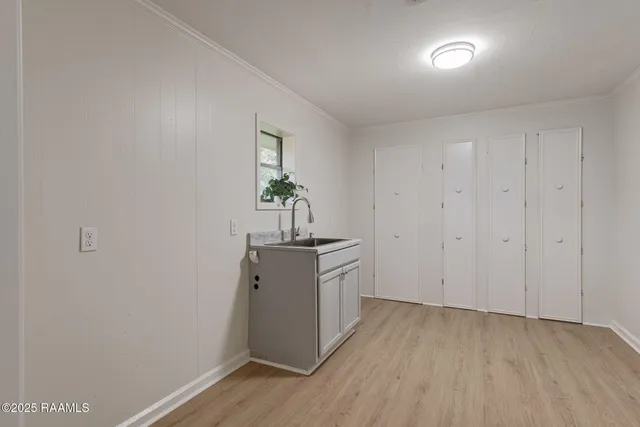 $195,000 | 711 North Deshotel Avenue, Kaplan, LA 70548