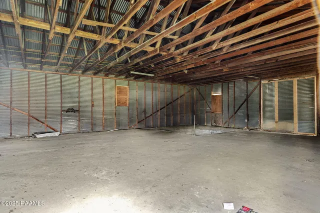 $195,000 | 711 North Deshotel Avenue, Kaplan, LA 70548