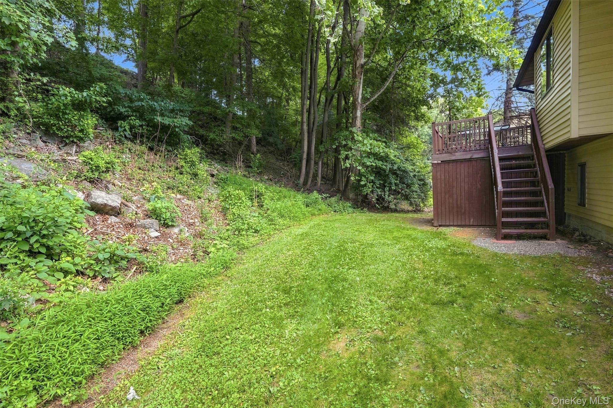 107 Sutton Park Road Poughkeepsie, NY 12603 - Photo 33 of 33 Gallery Image 33