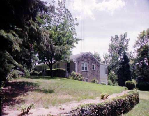 100 West Chapel Ridge Road Fox Chapel, PA 15238 - Photo 1 of 1 Gallery Image 1