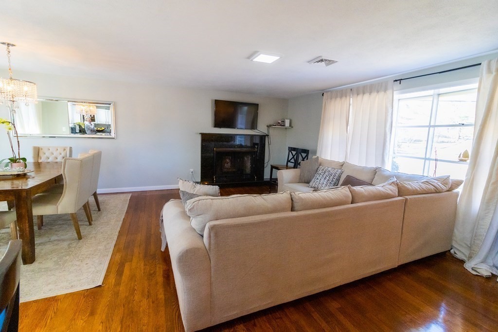 2 Bayberry Lane Framingham, MA 01701 - Photo 13 of 28