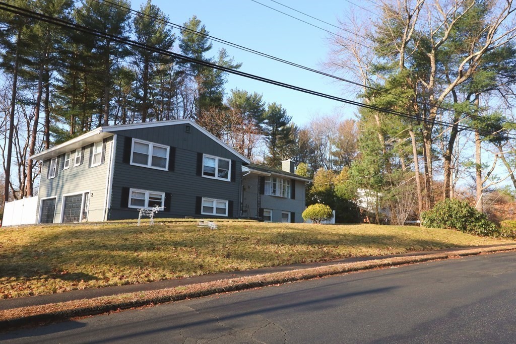 2 Bayberry Lane Framingham, MA 01701 - Photo 3 of 28