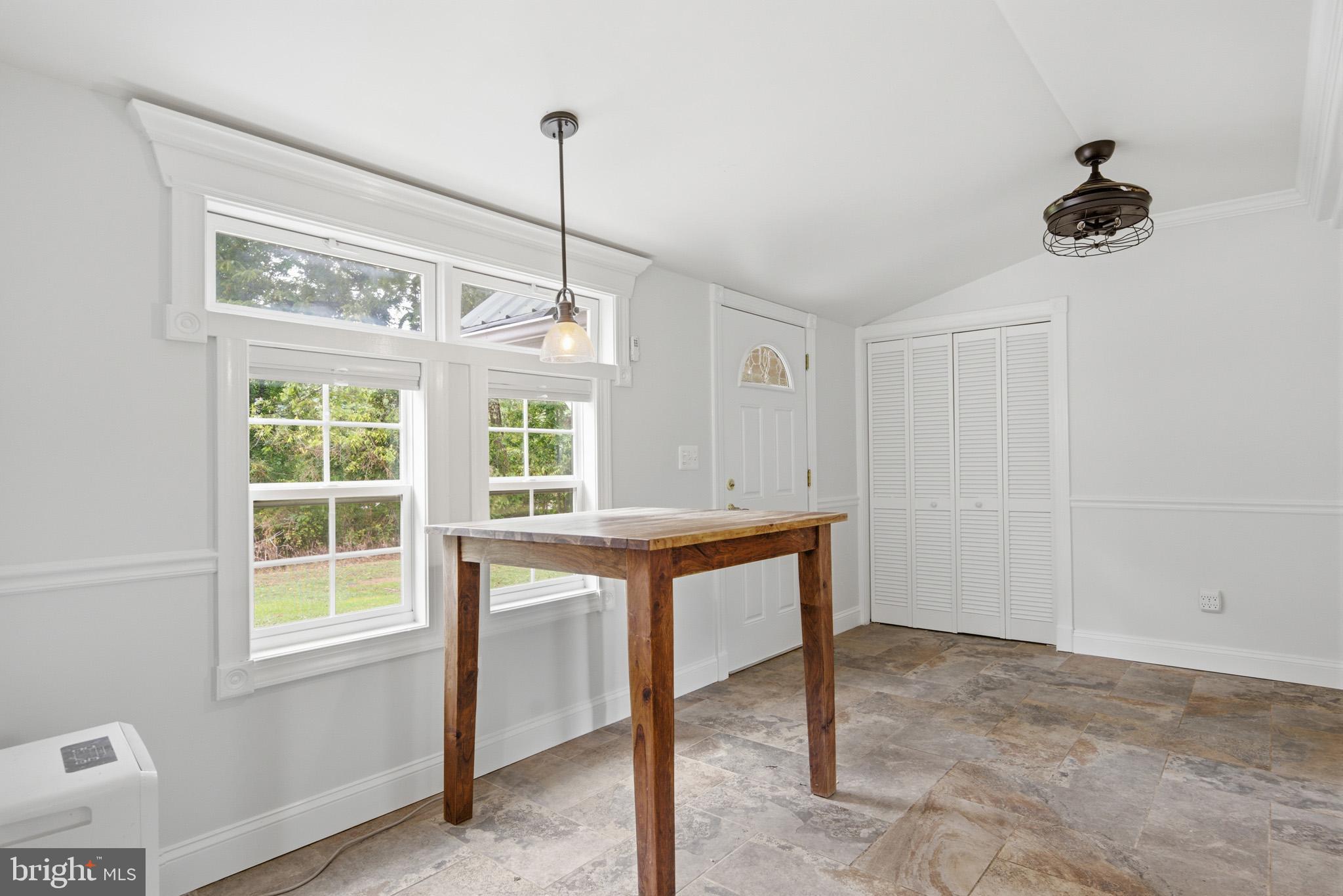 1804 Sixes Road Prince Frederick, MD 20678 - Photo 8 of 32 Dining Area