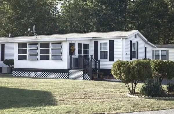 $189,900 | 77 Wright Way, Coventry, RI 02816