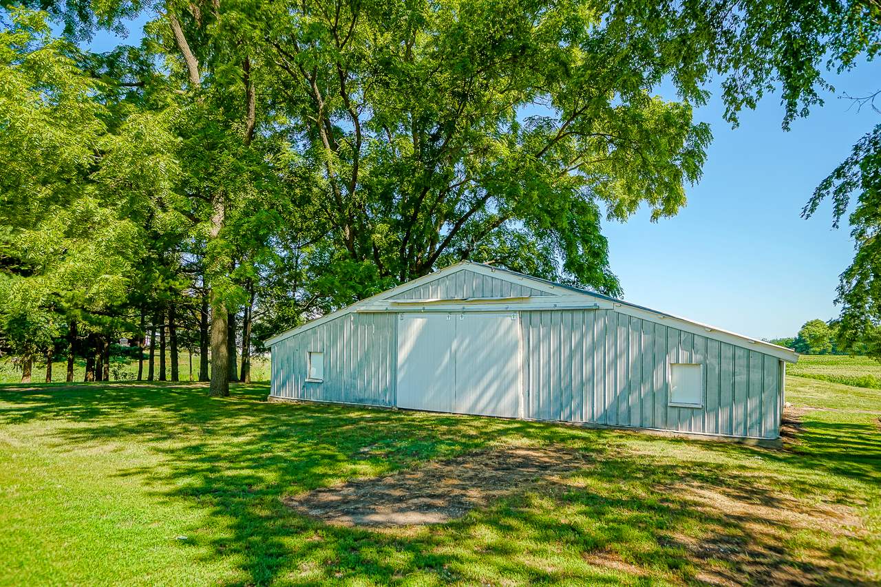 3531 Allentown Road Pekin, IL 61554 - Photo 6 of 40