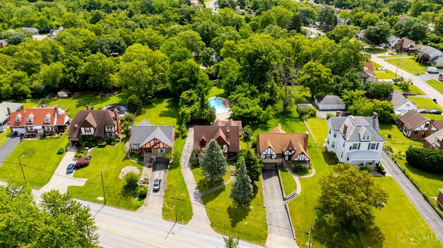 4334 North Bend Road Cincinnati, OH 45211 - Photo 1 of 55 Gallery Image 1