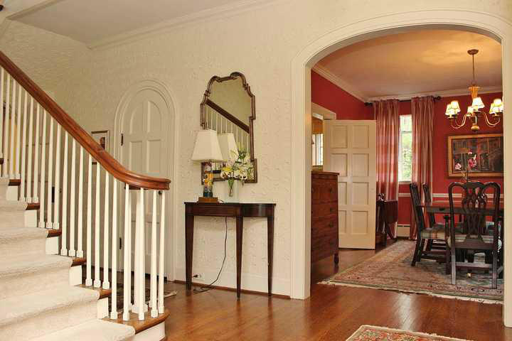 2428 Robin Hood Road Southeast Roanoke, VA 24014 - Photo 19 of 54 img_9003