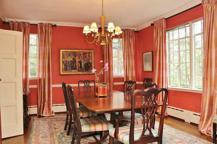 2428 Robin Hood Road Southeast Roanoke, VA 24014 - Photo 20 of 54 img_9005
