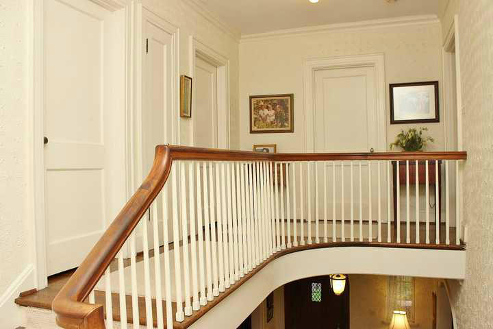 2428 Robin Hood Road Southeast Roanoke, VA 24014 - Photo 32 of 54 img_9058