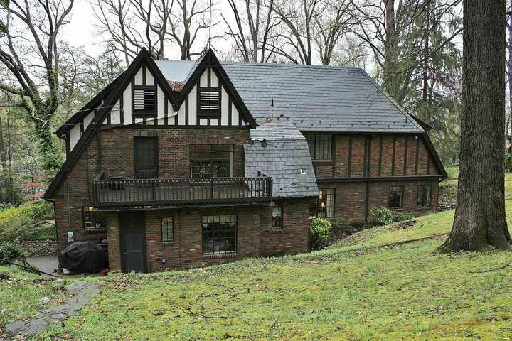 2428 Robin Hood Road Southeast Roanoke, VA 24014 - Photo 41 of 54 img_9134
