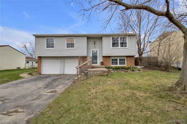 $249,900 | 1322 Independence Drive, Evans, NY 14047