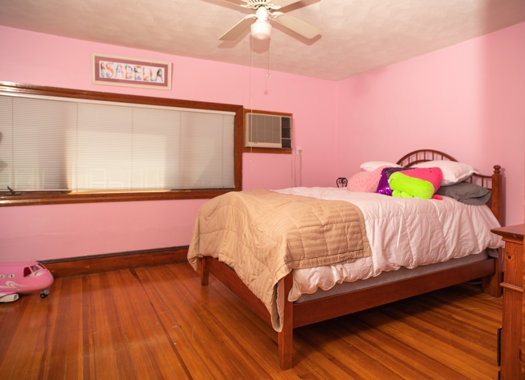 12 Kilsyth Road Medford, MA 02155 - Photo 15 of 36