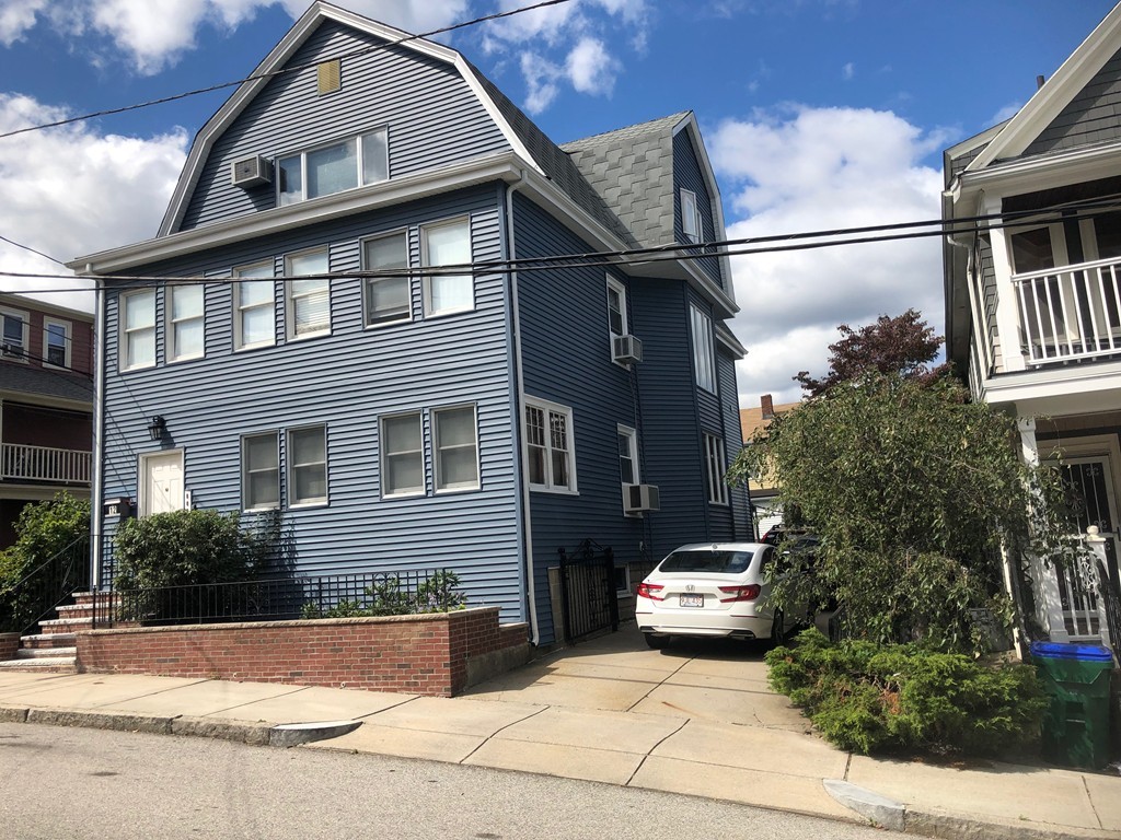 12 Kilsyth Road Medford, MA 02155 - Photo 3 of 36
