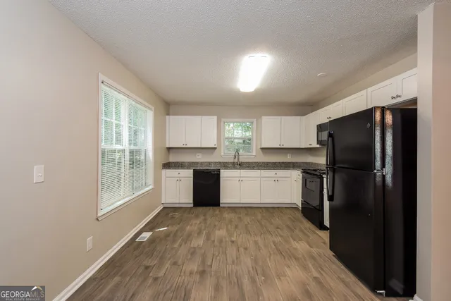 $1,630 | 10 Summit Street, Cartersville, GA 30120