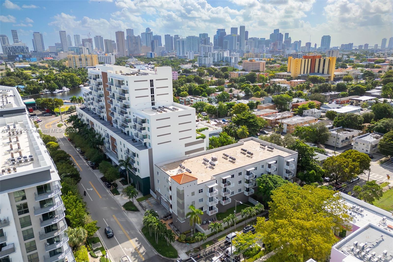 a picture of city view