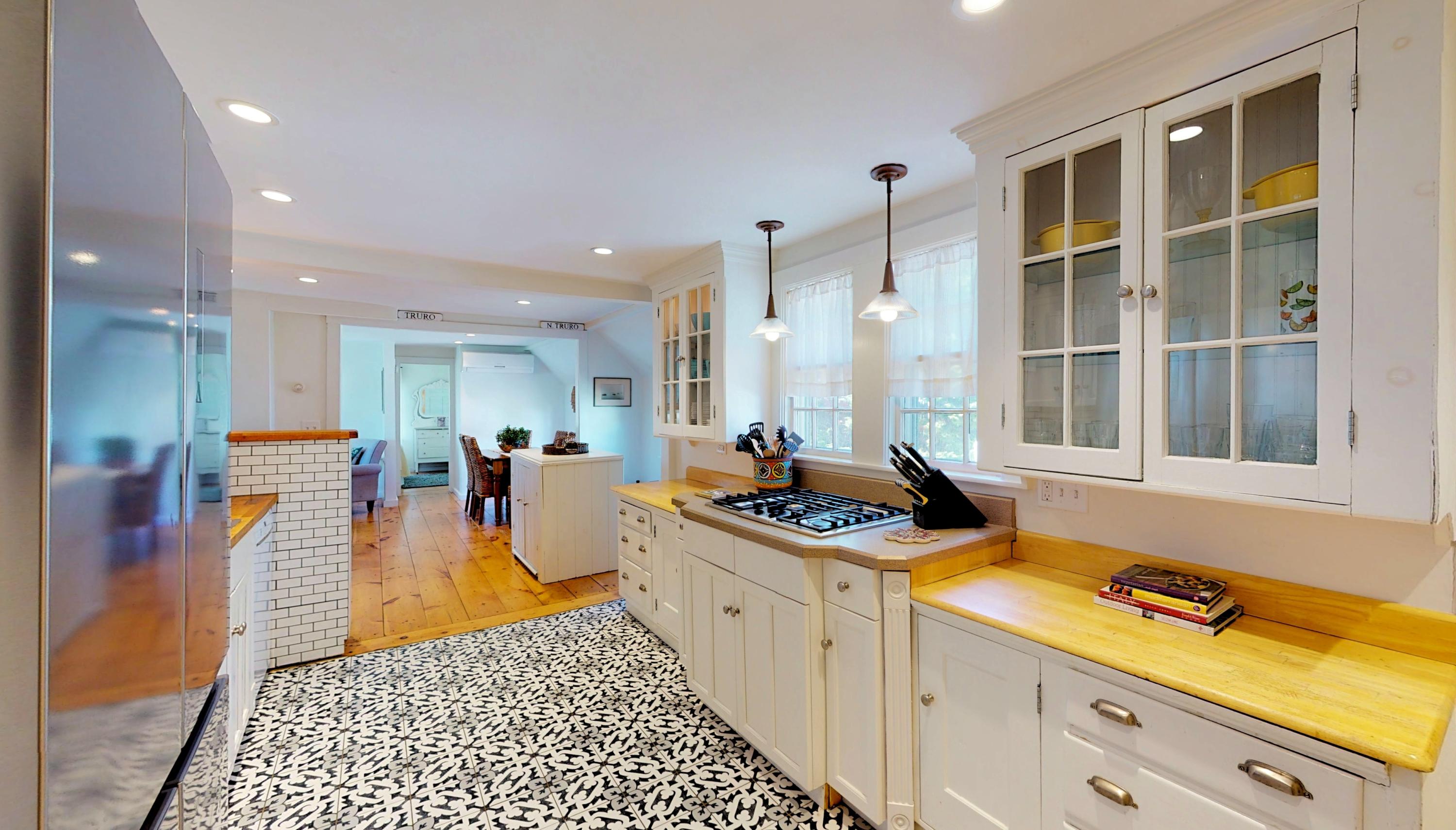 670 Shore Road, Unit 7 Truro, MA 02666 - Photo 17 of 54 A9